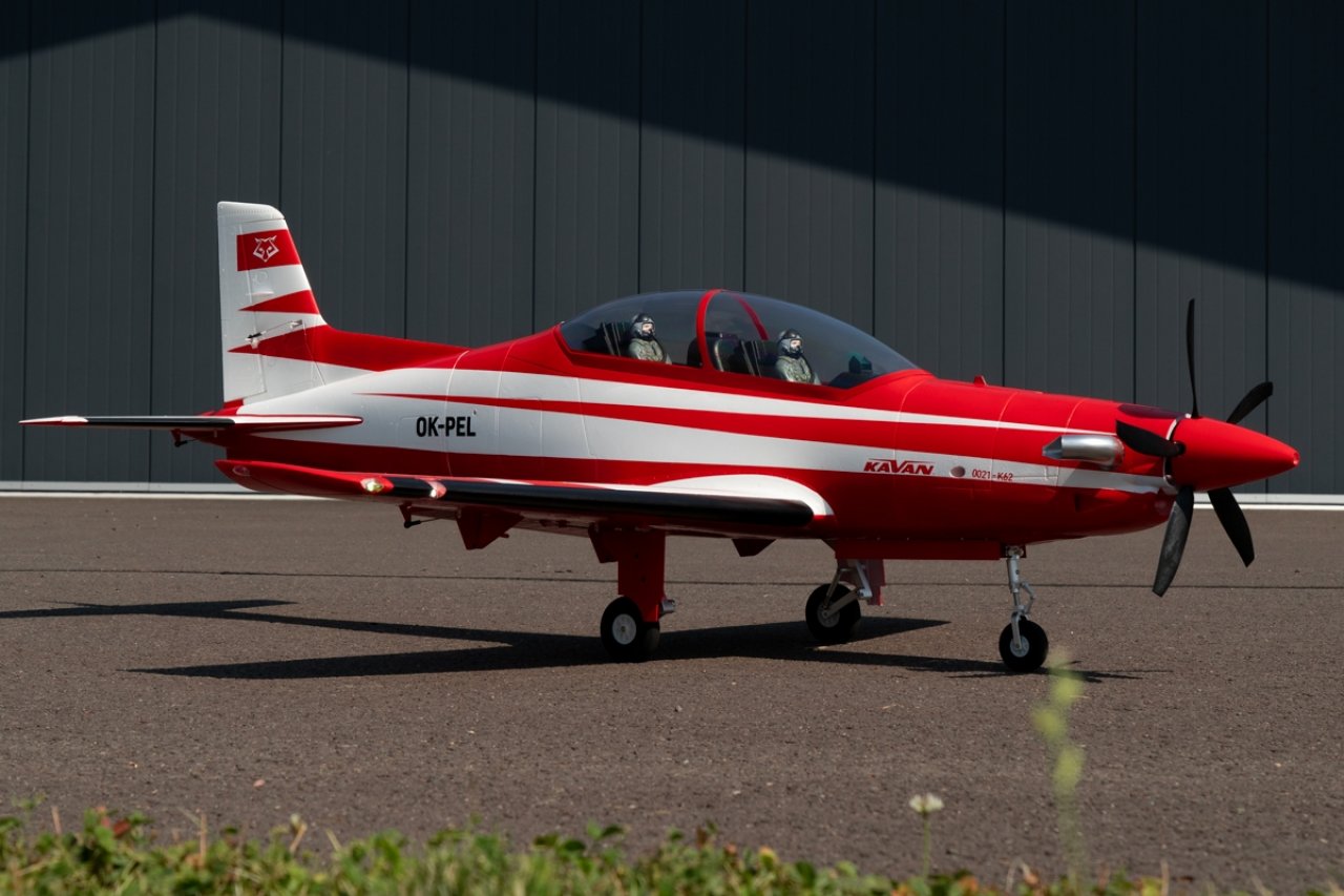 Pilatus PC-21 prihaja tudi v uradno licencirani RC različici Pilatus PC-21 prihaja tudi v uradno licencirani RC različici